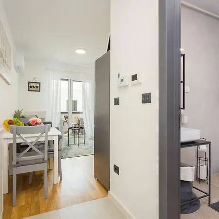 Lubrinija Apartman *