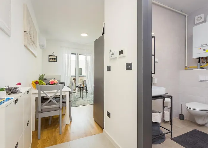 Lubrinija Appartement *